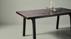 Tables & desks